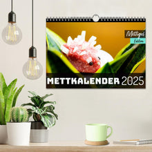 Lade das Bild in den Galerie-Viewer, Mettkalender - Mettigel Edition (Wandkalender 2025 DIN A4 quer), CALVENDO Monatskalender
